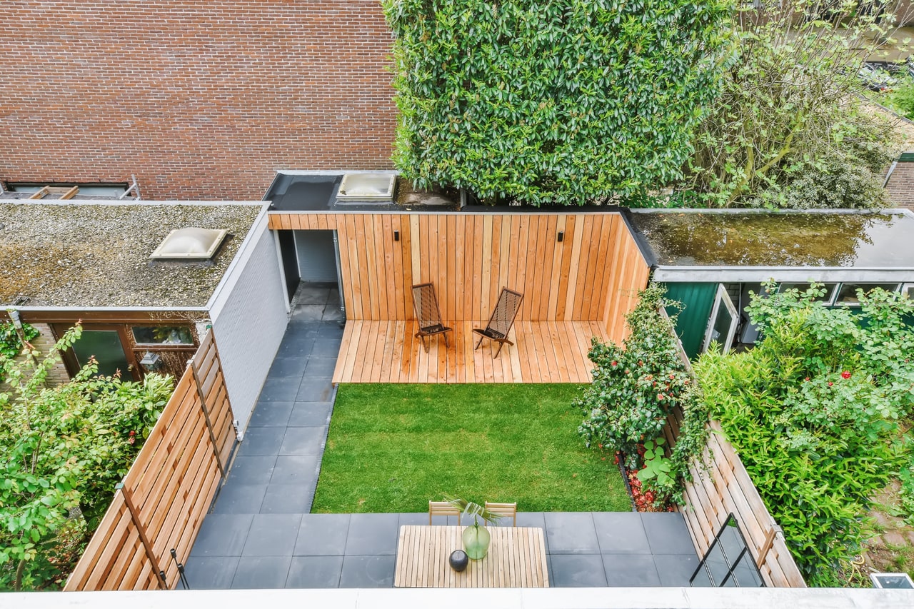 stylish-and-well-maintained-courtyard-of-the-house-2023-11-27-04-54-42-utc-2-min